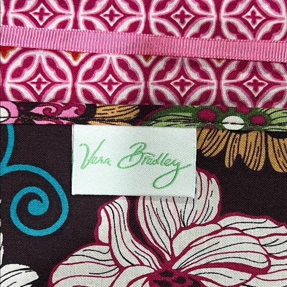 Vera Bradley Quilted Mod Floral Pink Book Cover - Picture 3 of 7